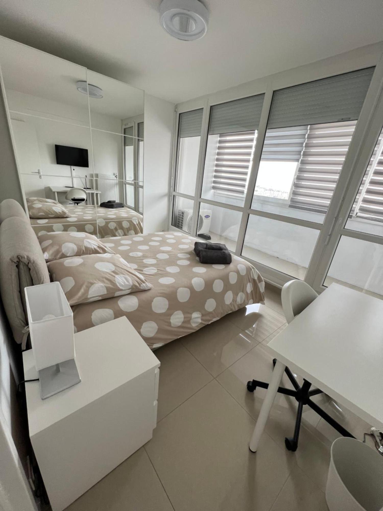 Super 4 Pieces Refait A Neuf Apartment วีเลอร์บาน ภายนอก รูปภาพ